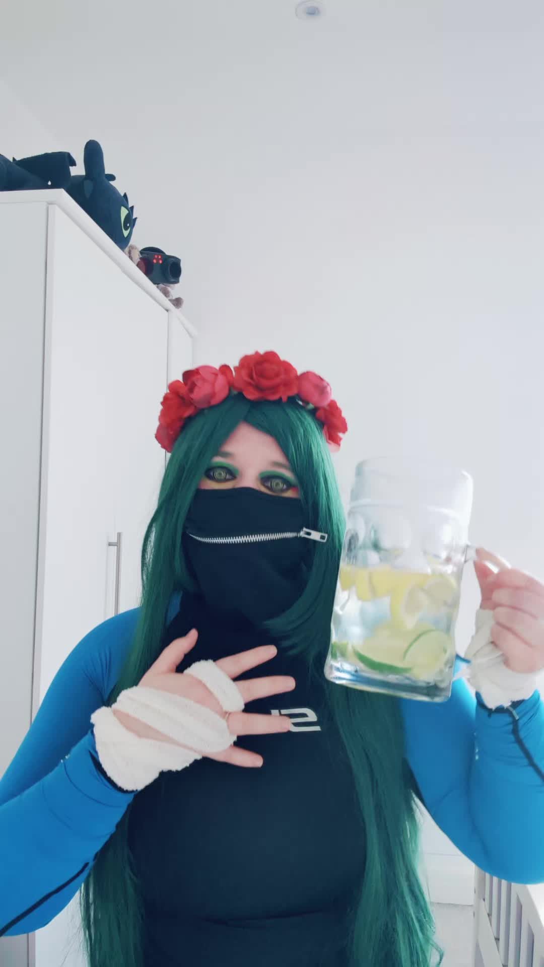 @kelzycos