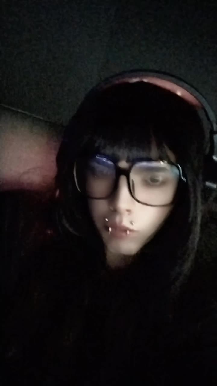 @hellbxrn