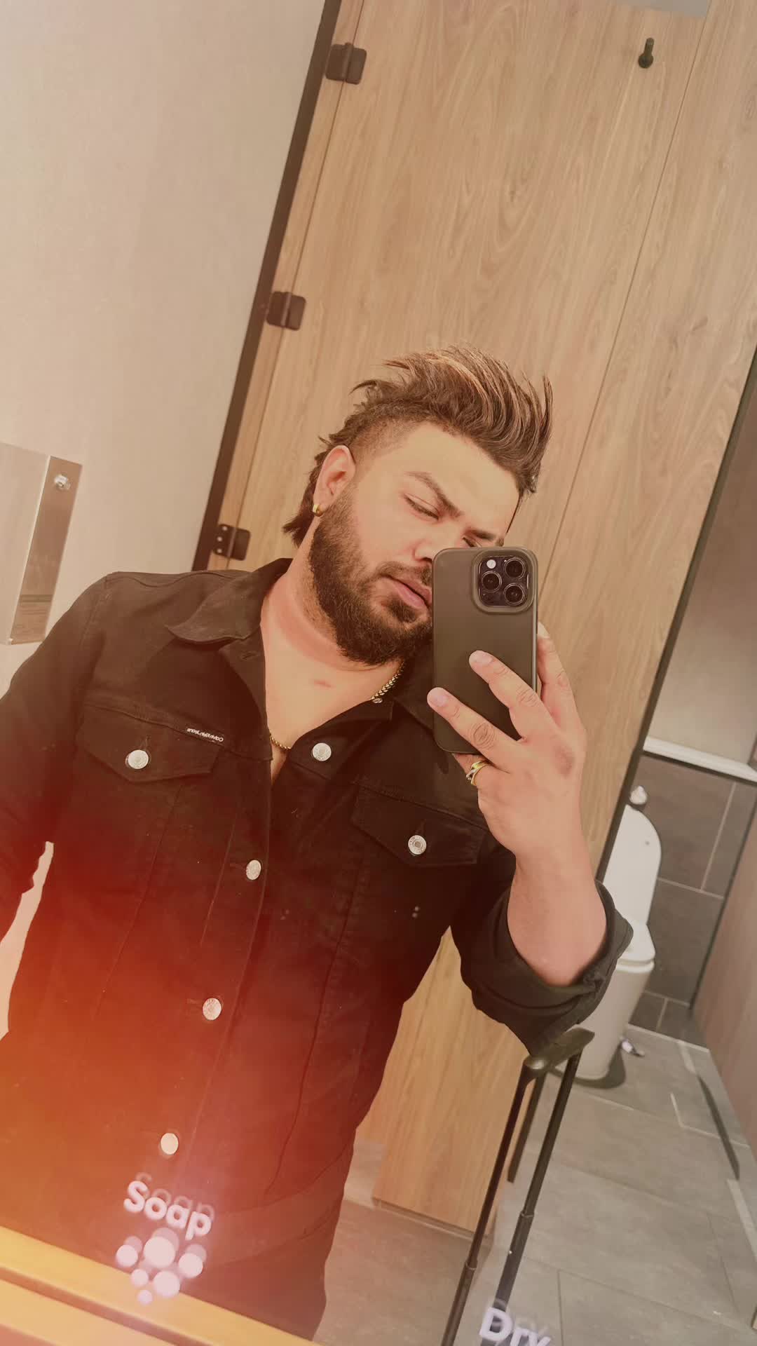 @KEVIN😴🇱🇰🇦🇺