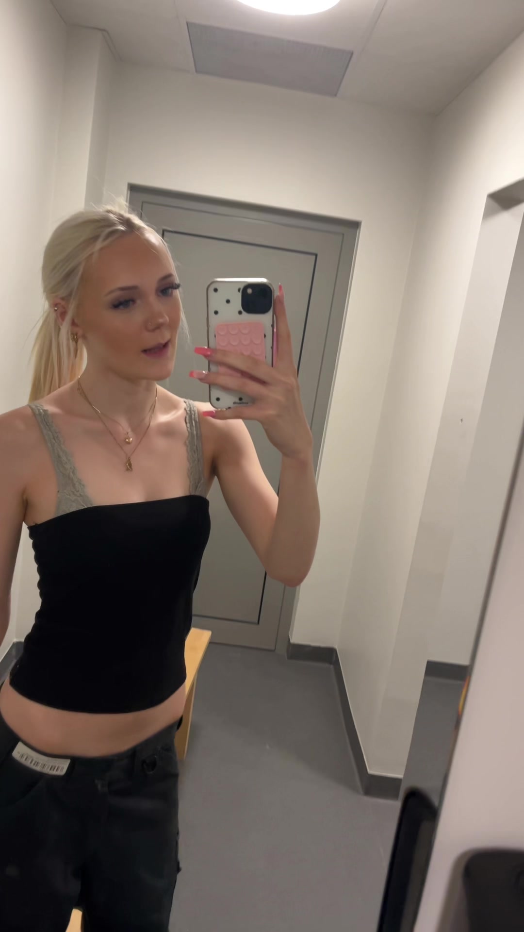 @Mollyyyy🐦🔥🐦🔥