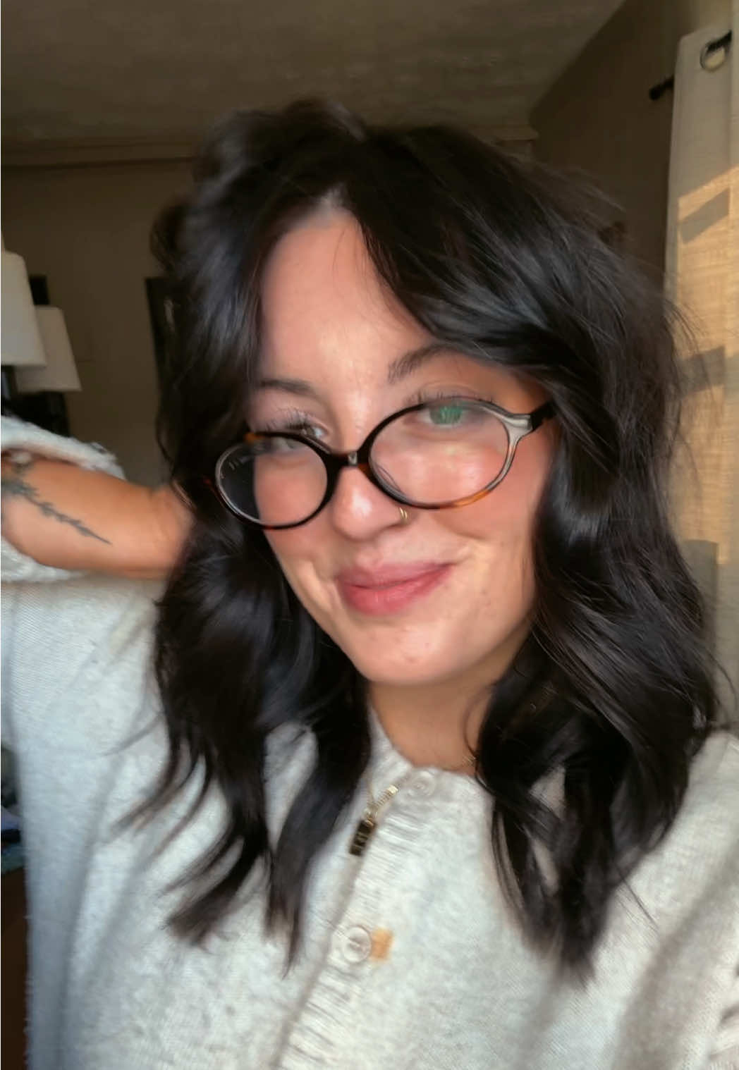 @alyboggess