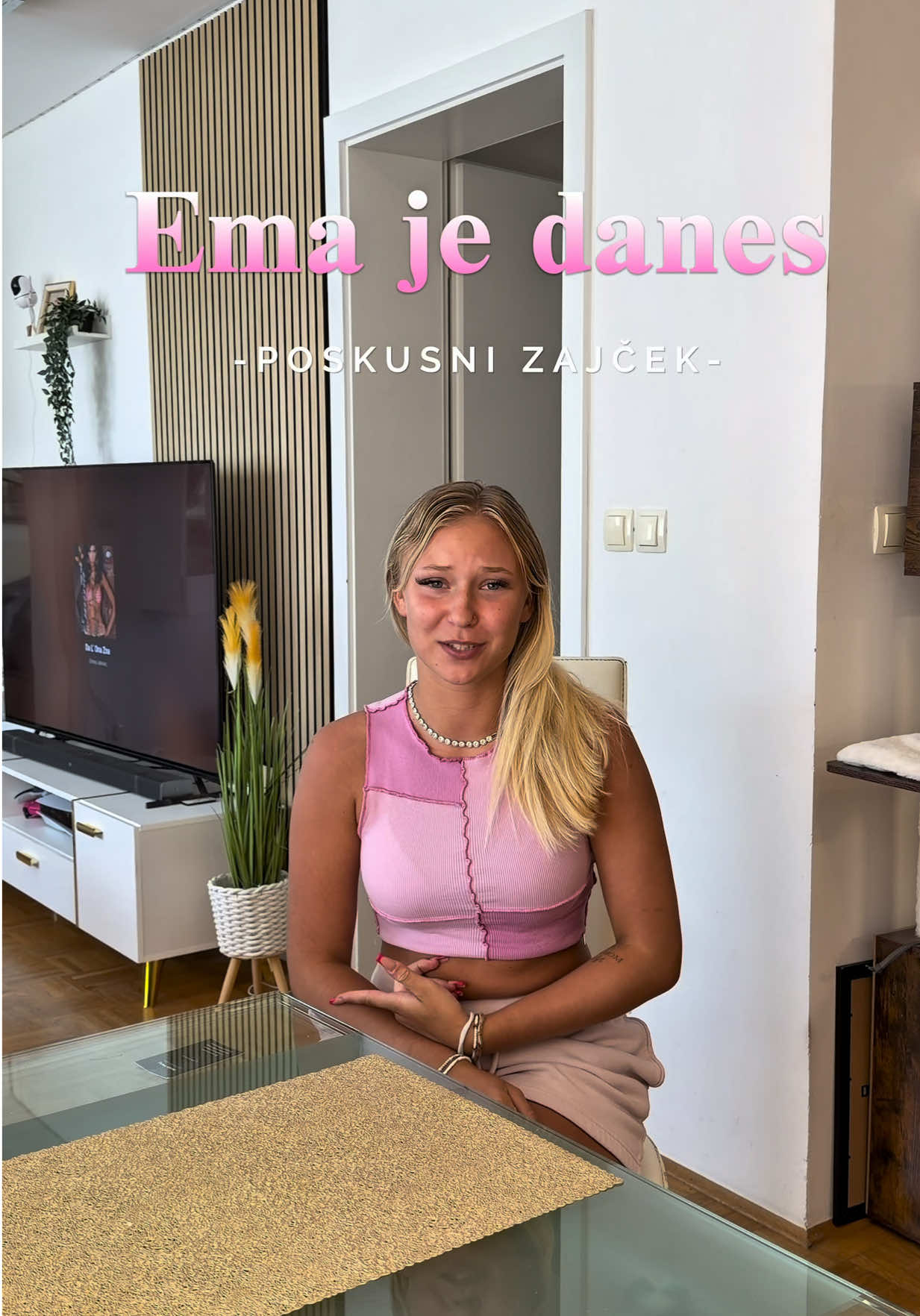 @Nina Ninči Karda&scaron;evič