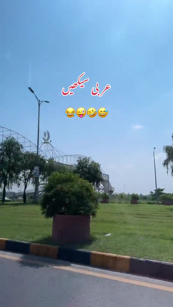 @Mehreen_Ahmed