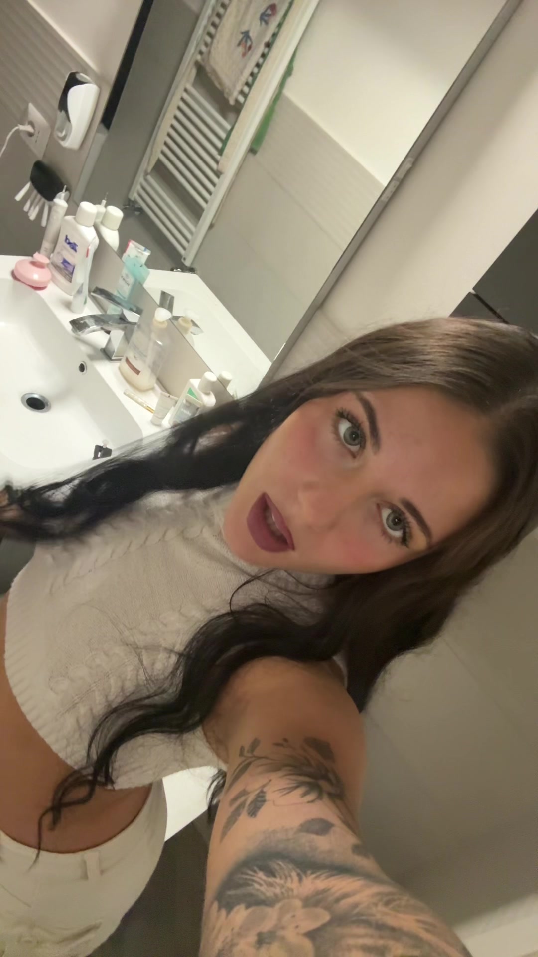 @Ireneprilii