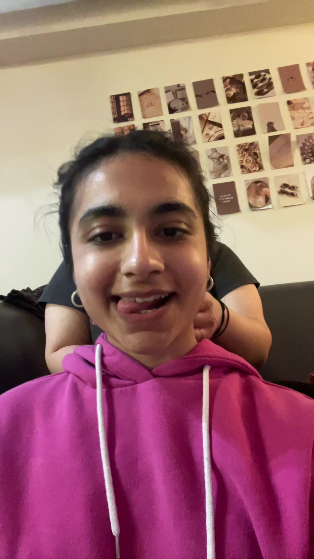 @ShairviS