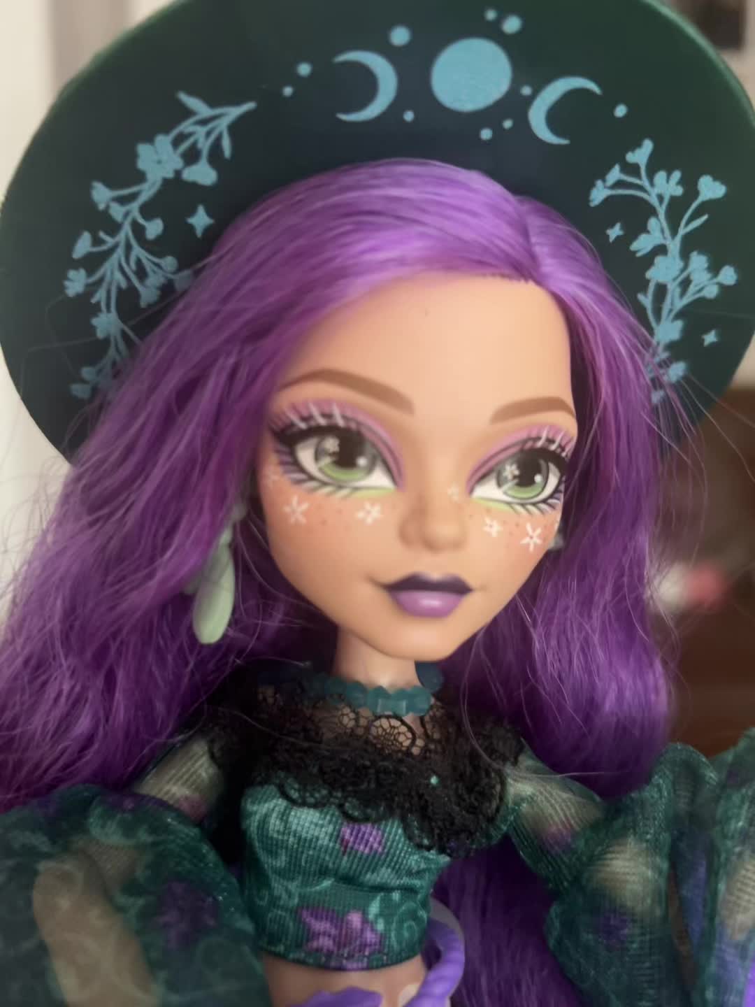 @Creepy Doll Parts
