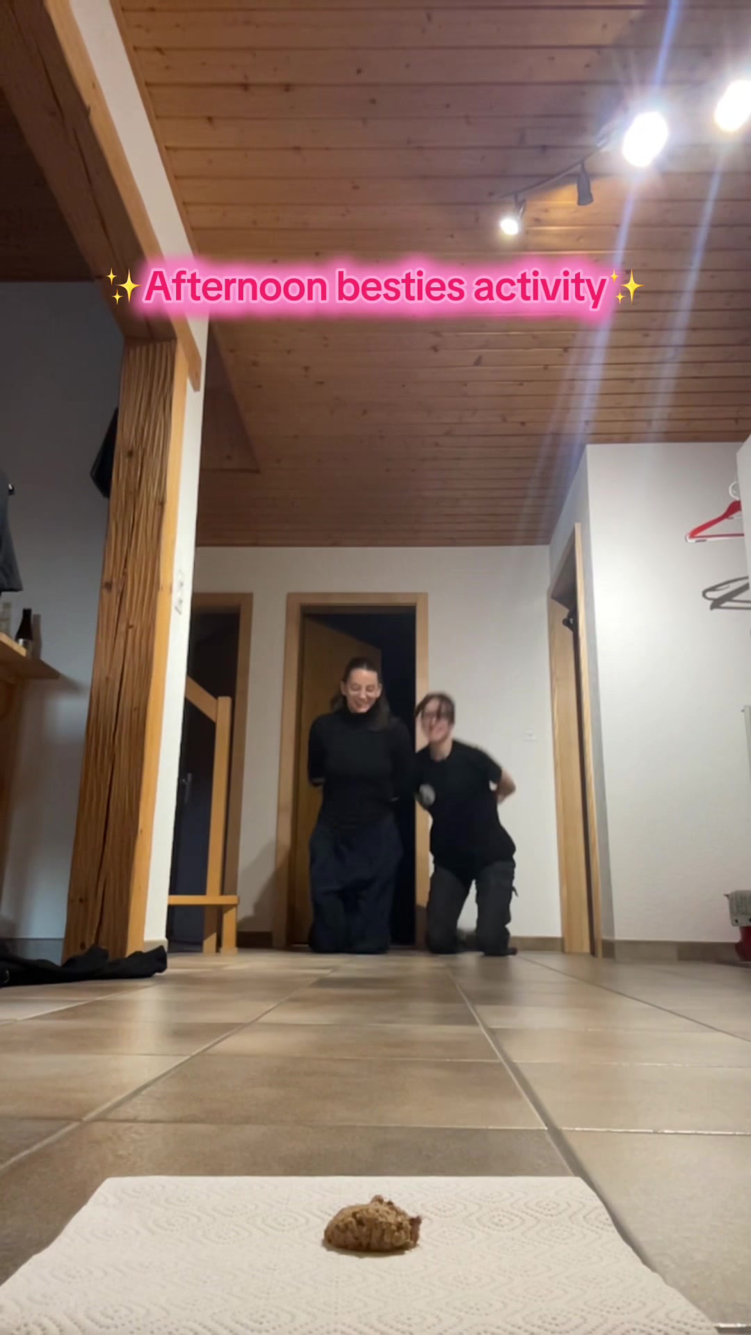 @L’autre la