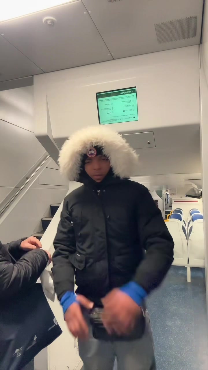 @Karim è bandito adesso ๐ชฌ๐๏ธ
