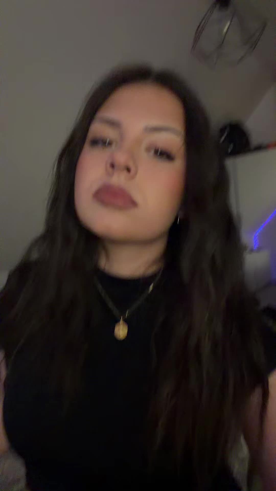 @Justine
