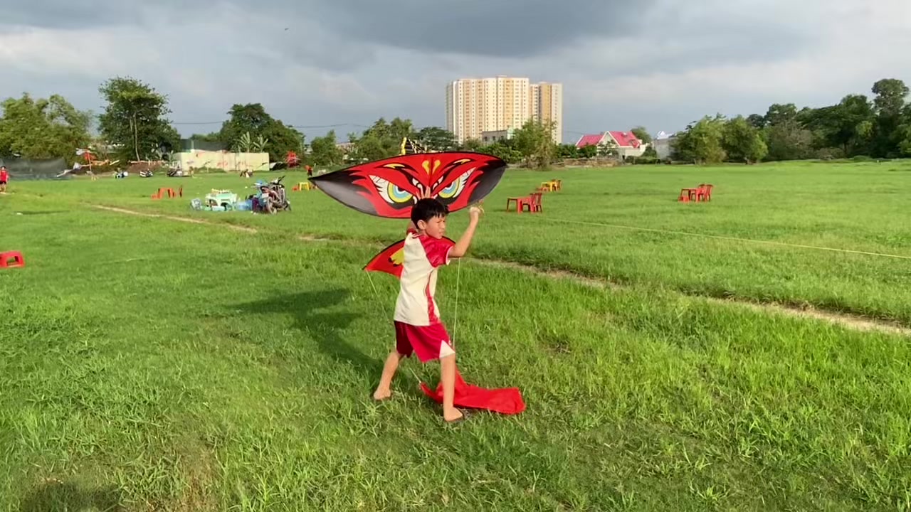 @Thả diều cùng Lợi