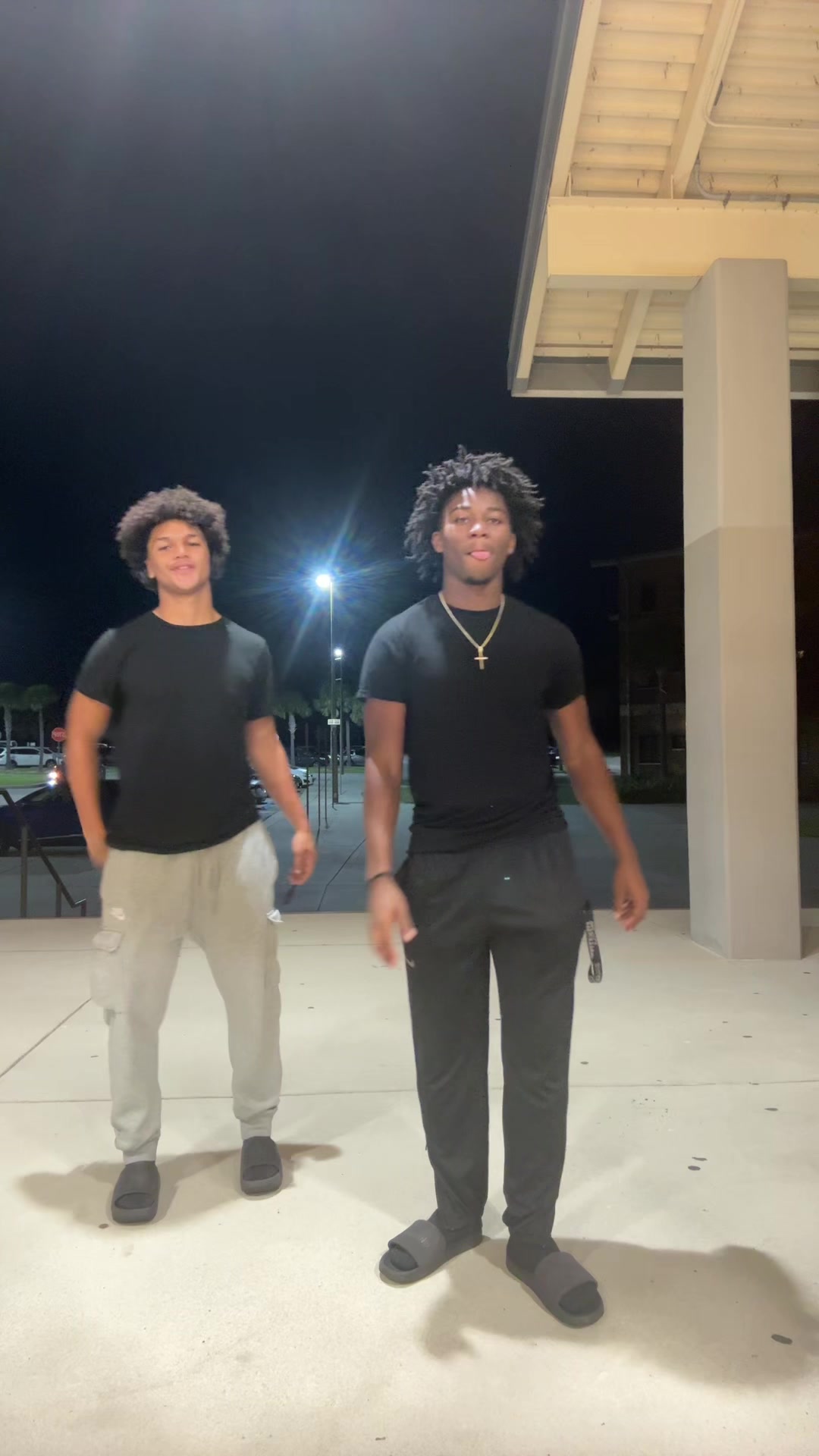 @J4🕺🏾