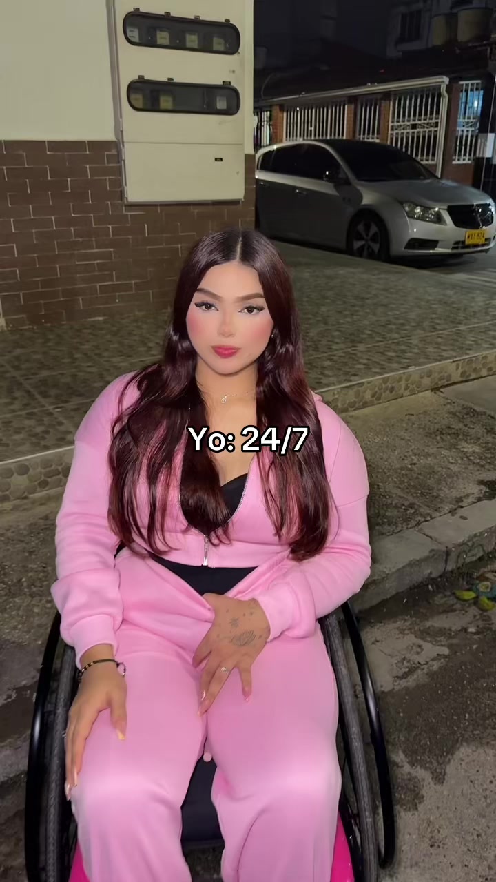 @👑♿️Zarita~R♿️🍒