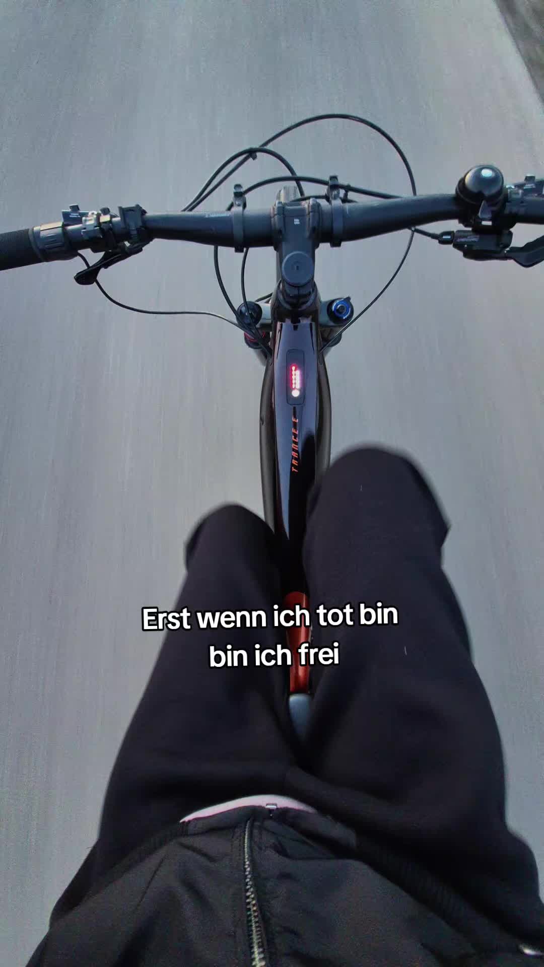 @ℳ𝒾𝒶 🇩🇪🦅