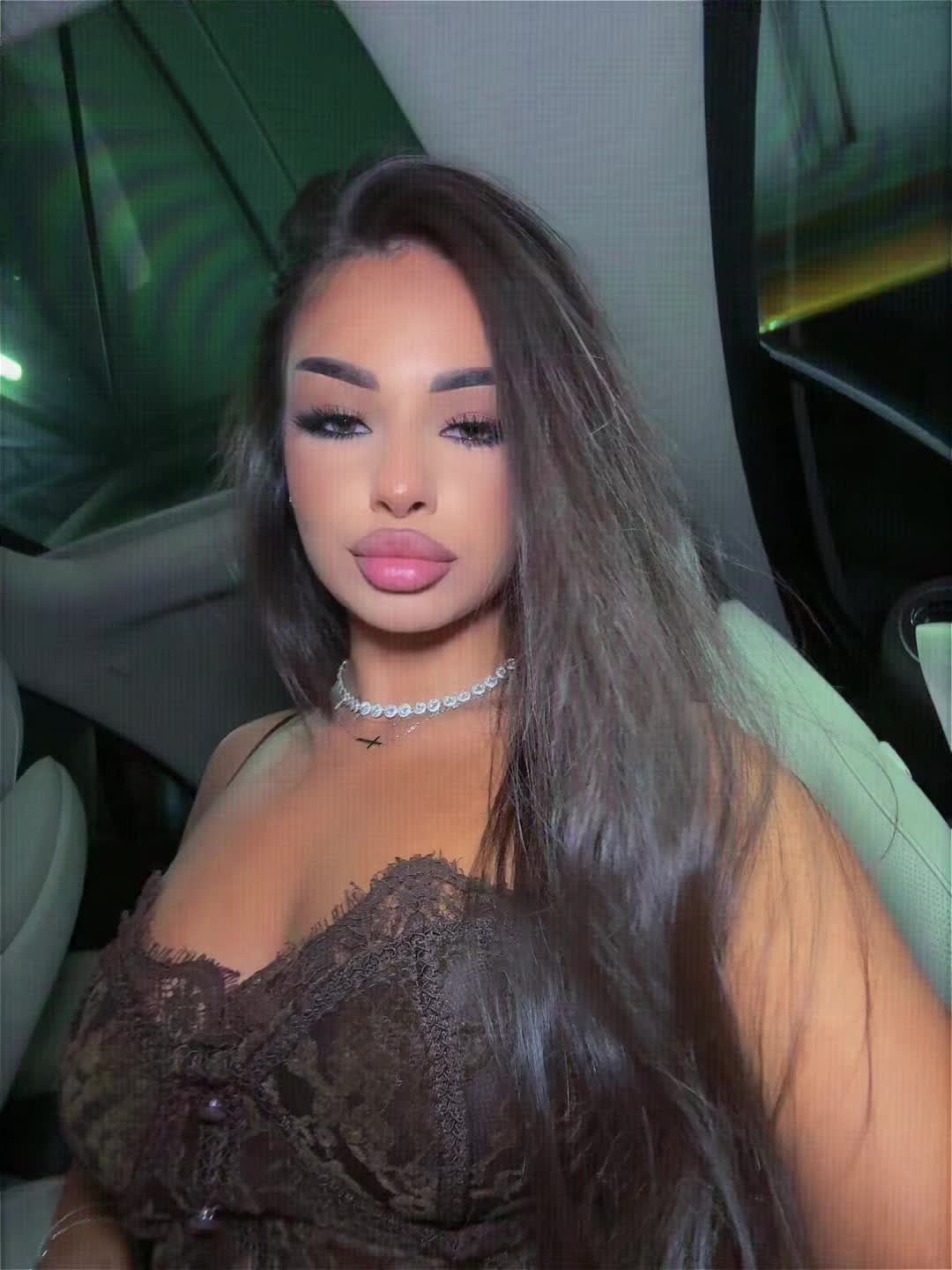 @Elissa