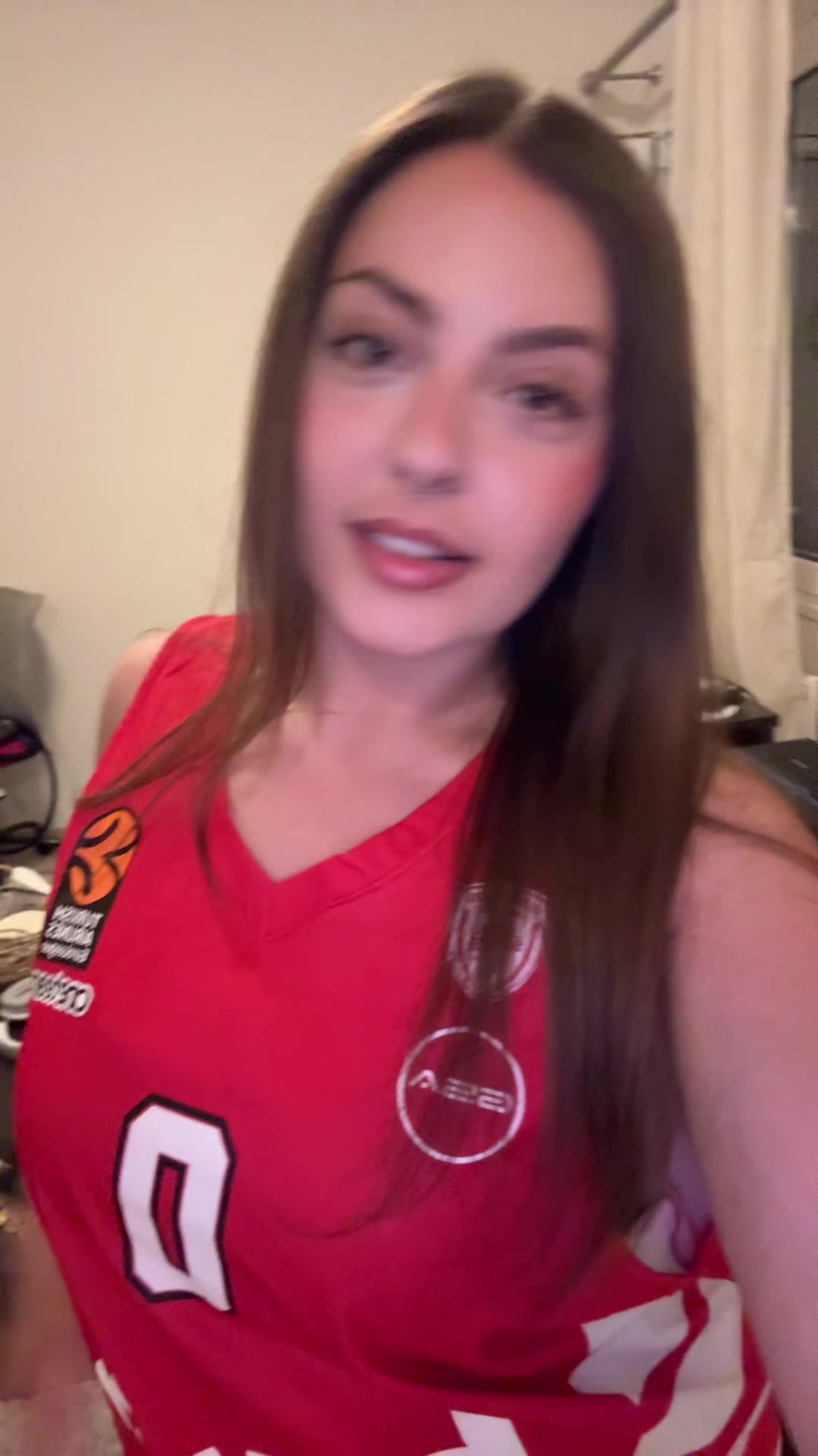 @mirellaki