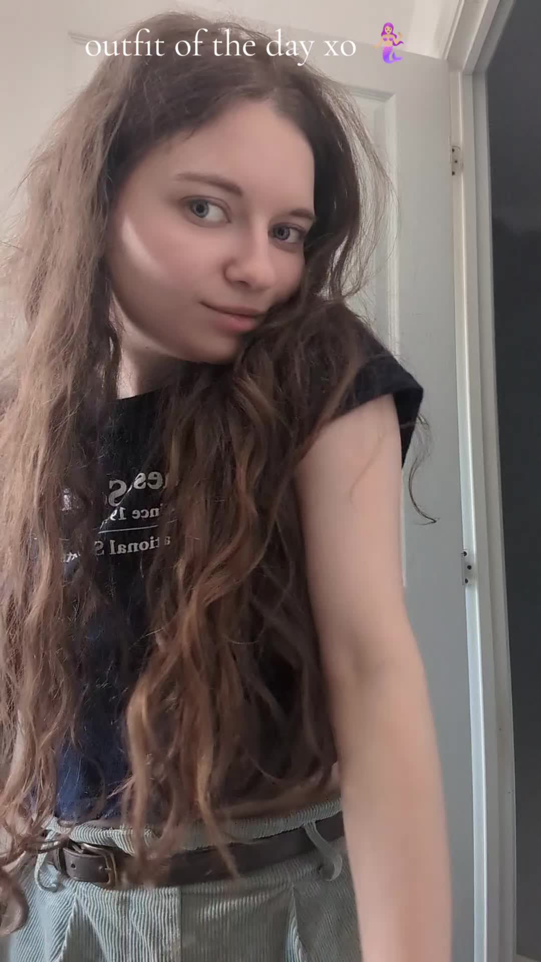 @everythingsRozy