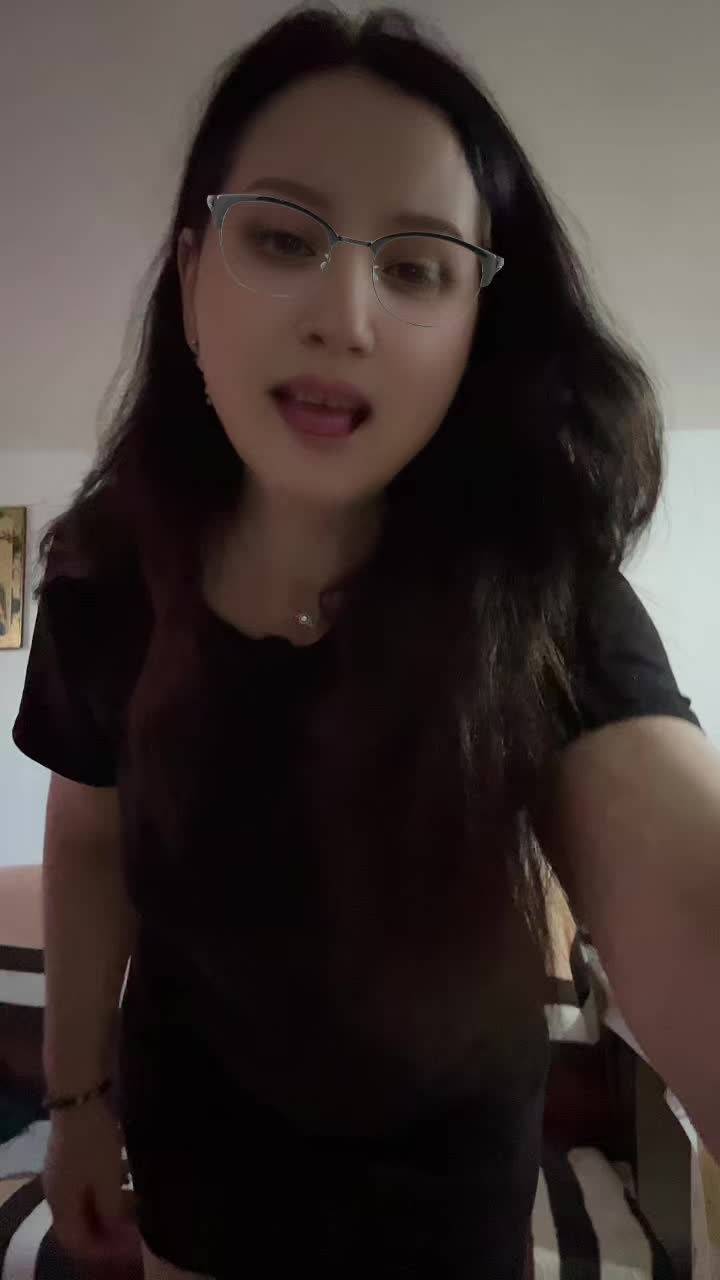 @❤️ Moldoveanca 💛 Cu 💙 Tupeu