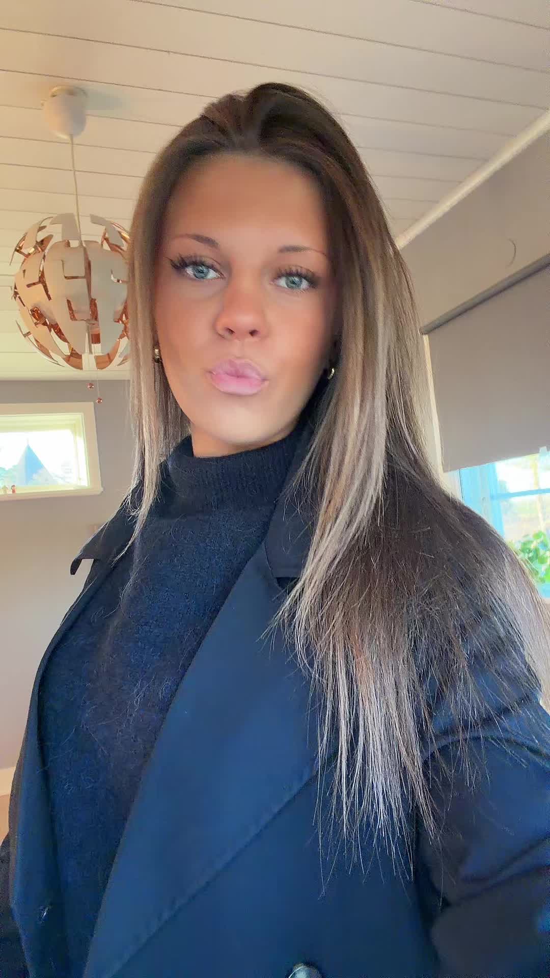 @🤫