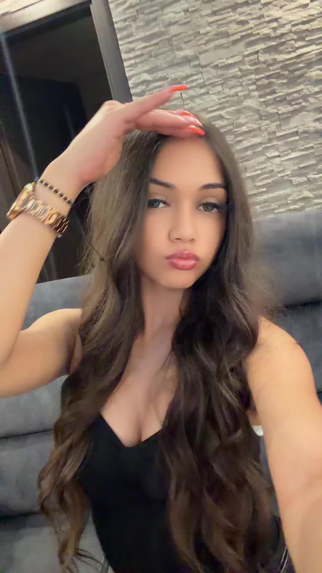 @Szandikablh3
