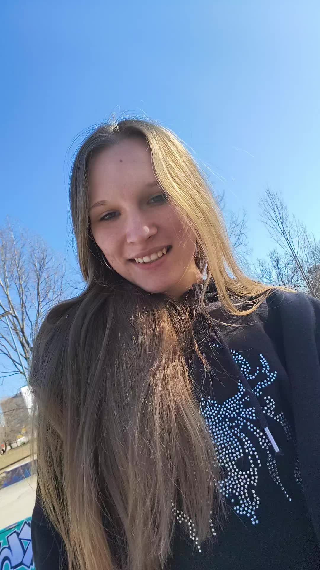 @BLONDI_81