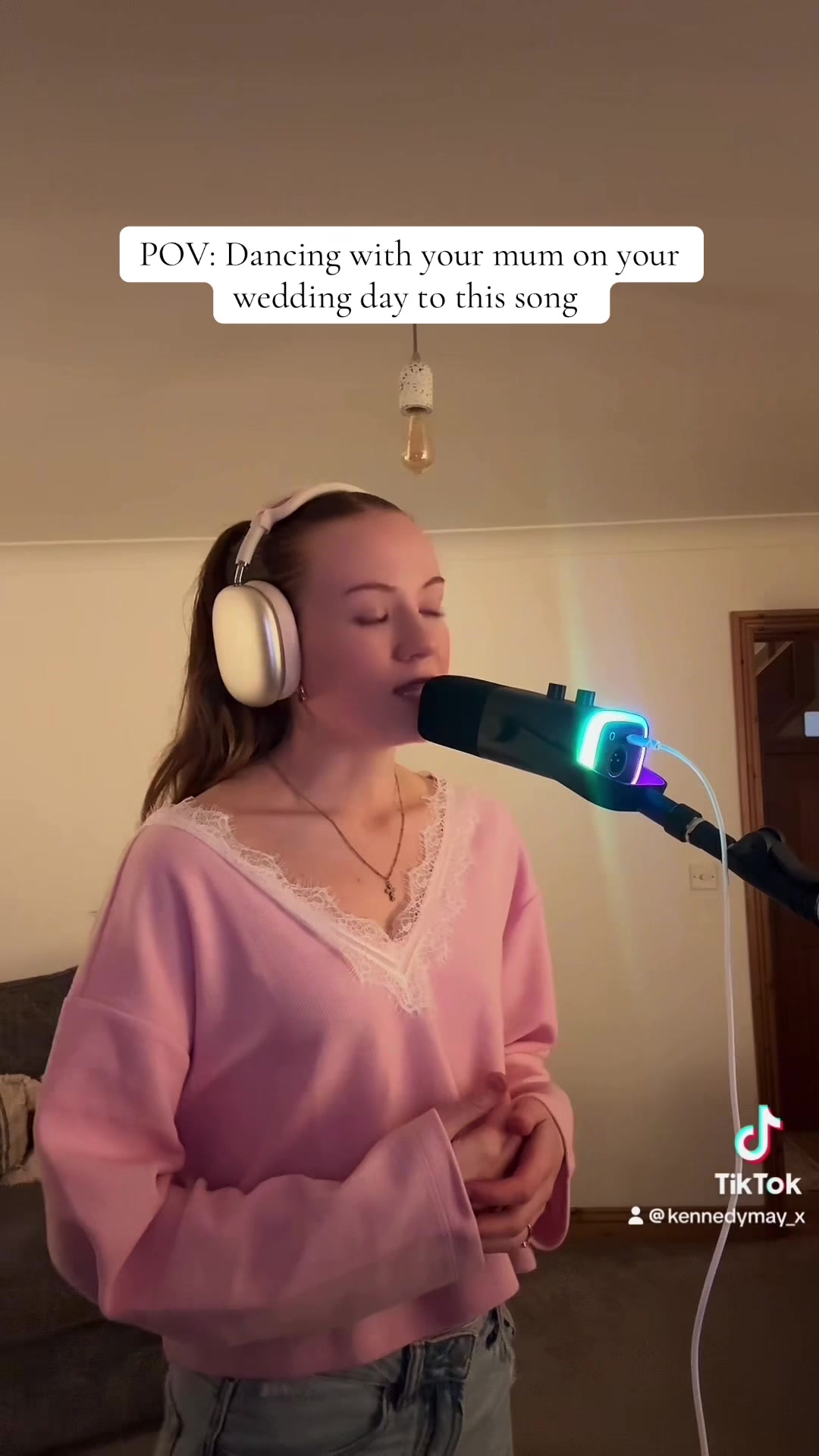 @Kiki