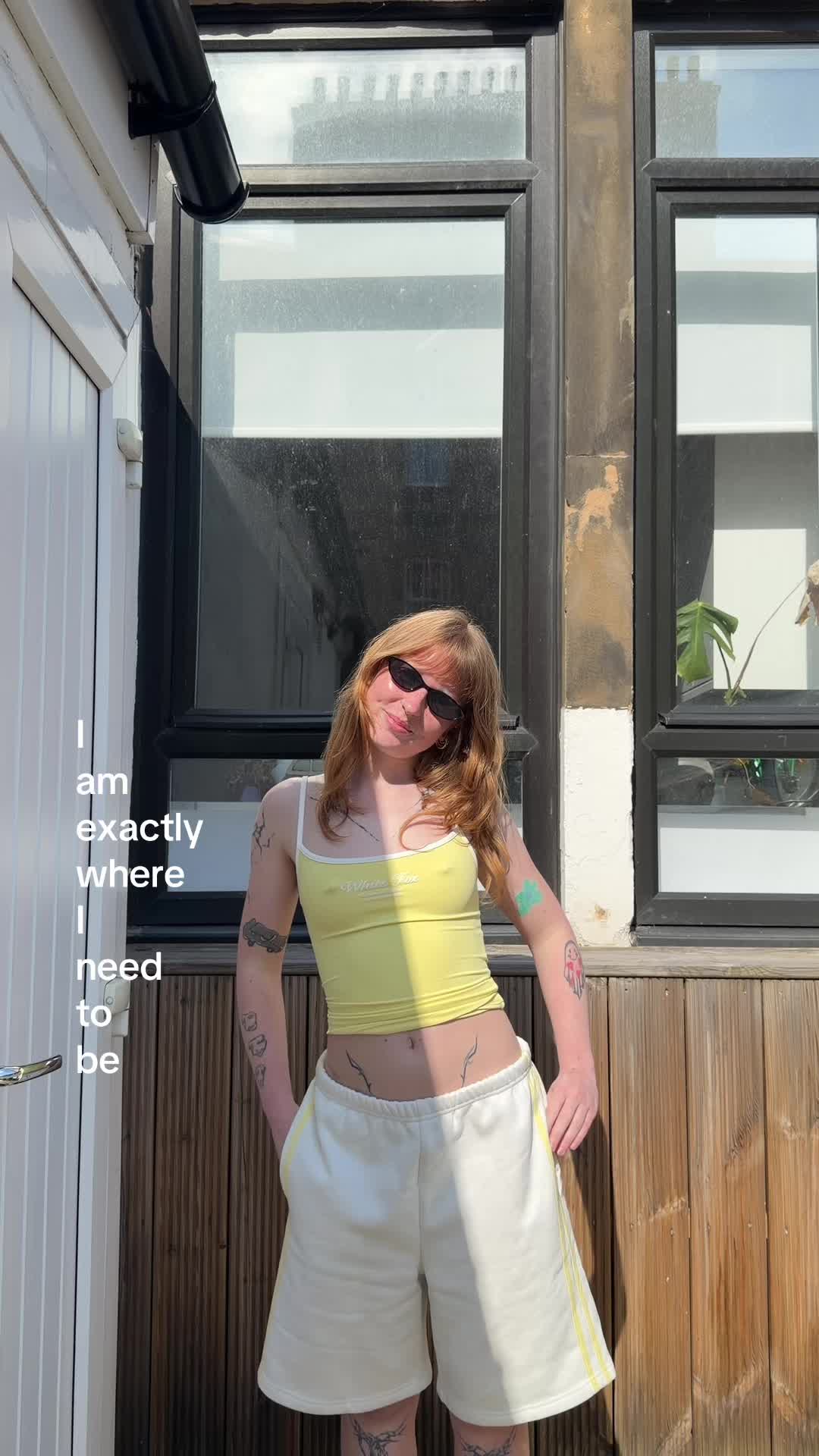 @serenaarmstrong_