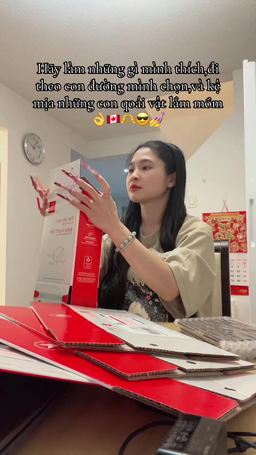 @KimmieNails🇻🇳&hearts;️🇨🇦Tấu H&agrave;i😜