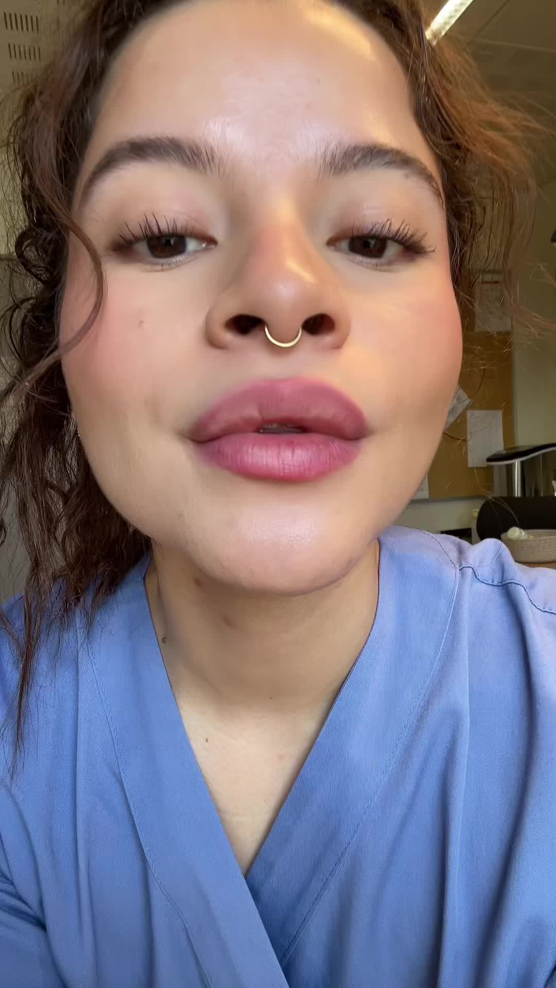 @Kelycony