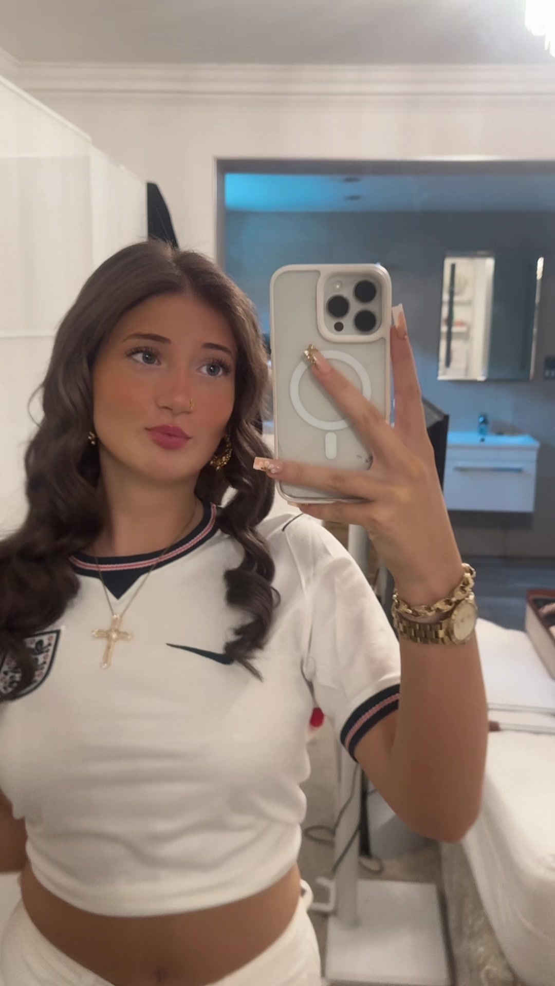 @izzyrosespam✌🏽