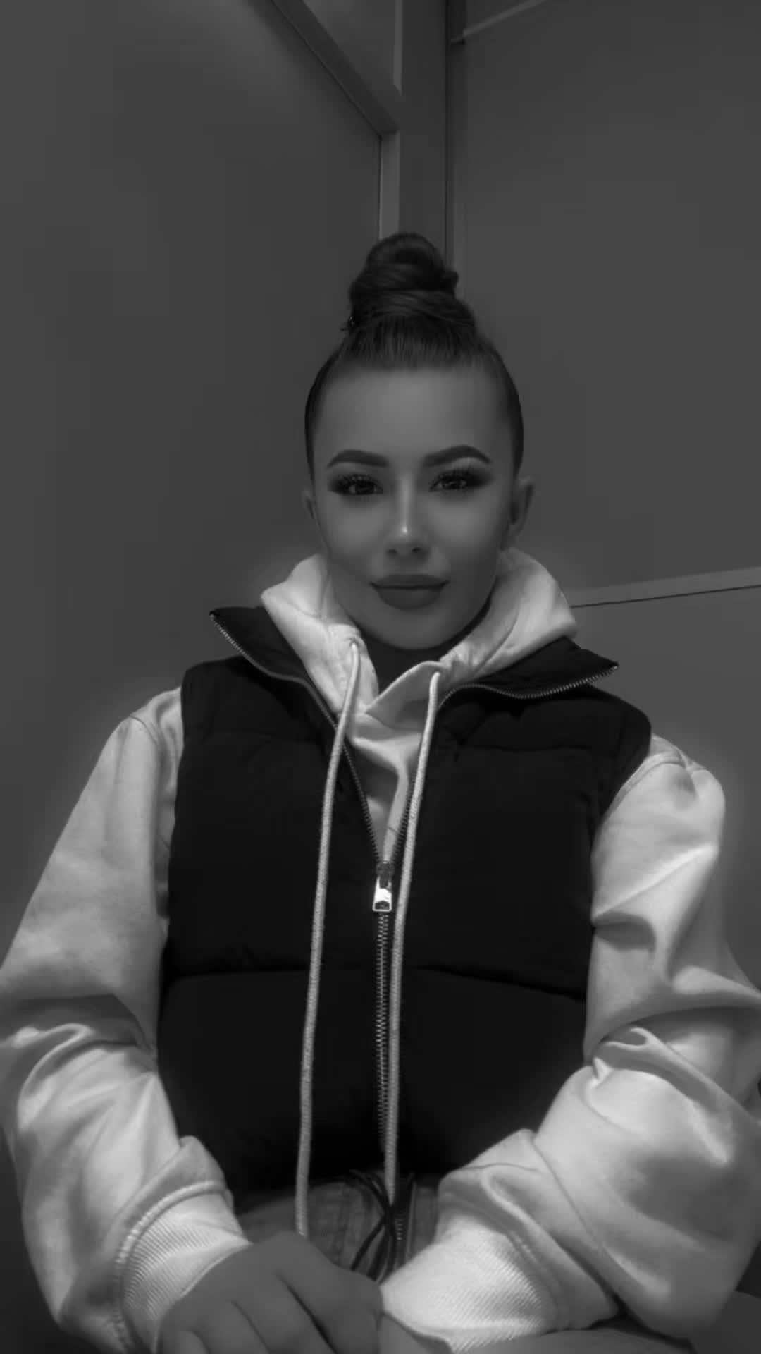 @𝒞𝑜𝓈𝓂𝒾𝓃𝒶☪️