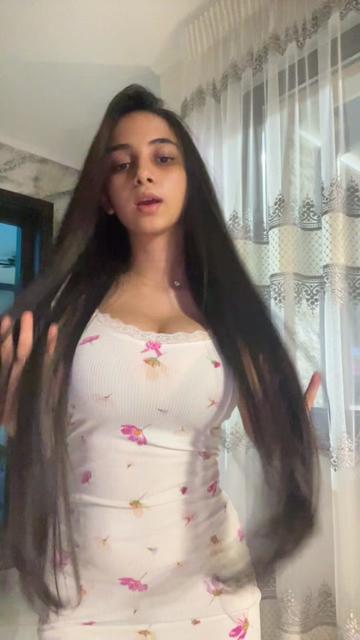 @Andreea🖤