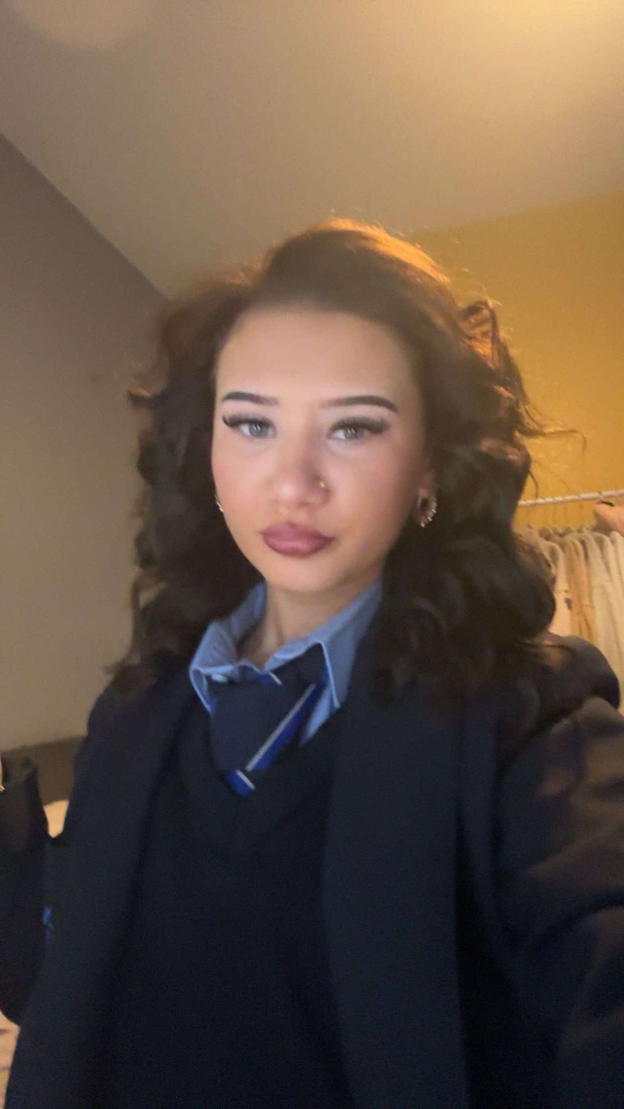 @𝑅𝐿𝒢𝒲👑💋