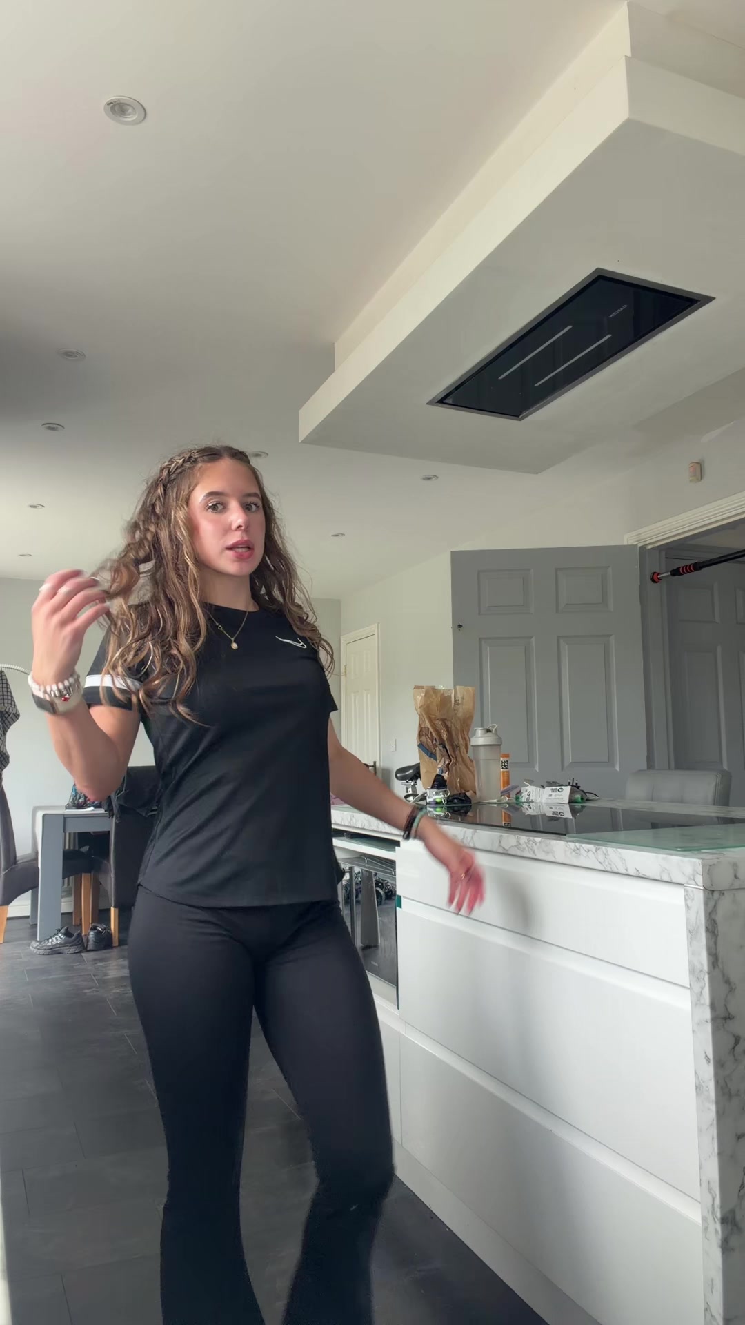 @Liv