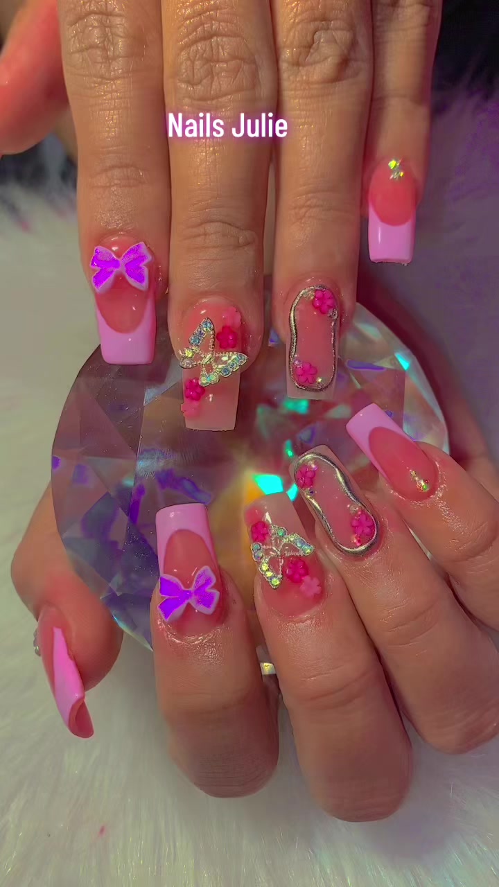 @NAILS JULIE