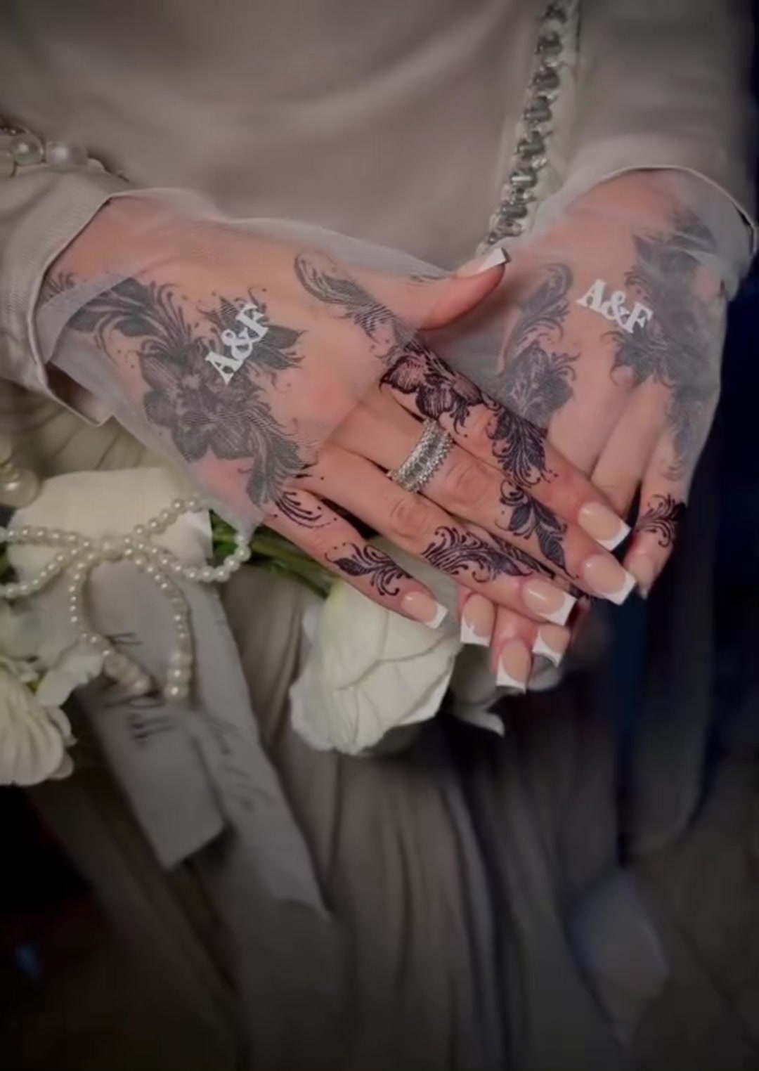 @aylaxhenna