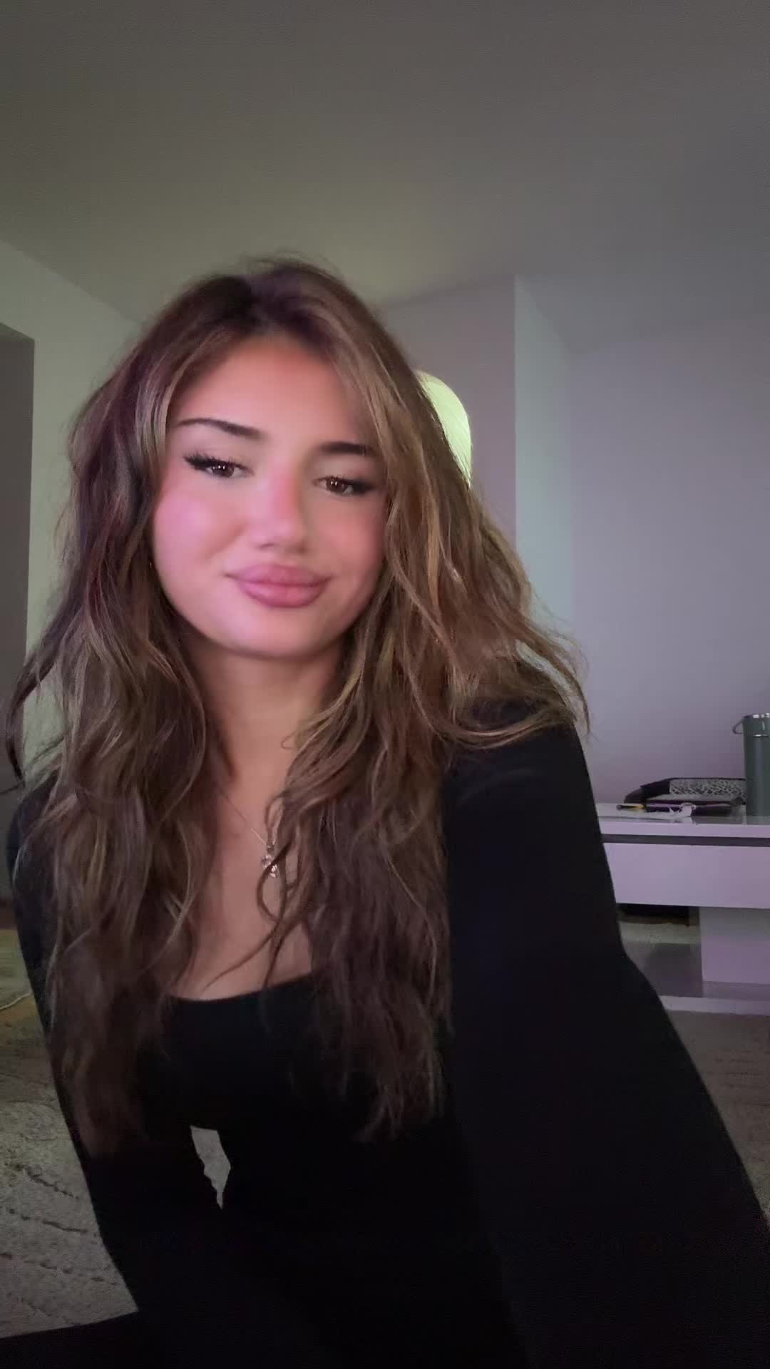 @Anesa