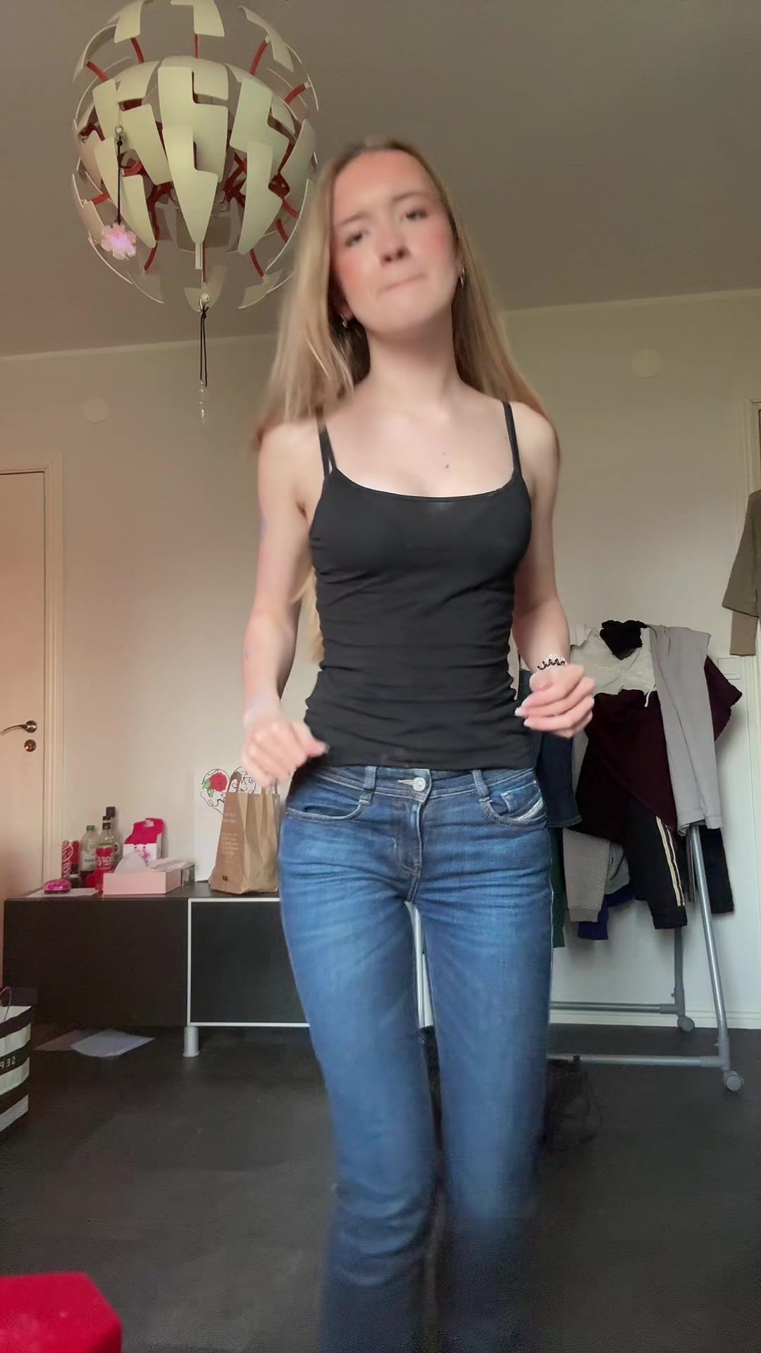 @Ella ♱