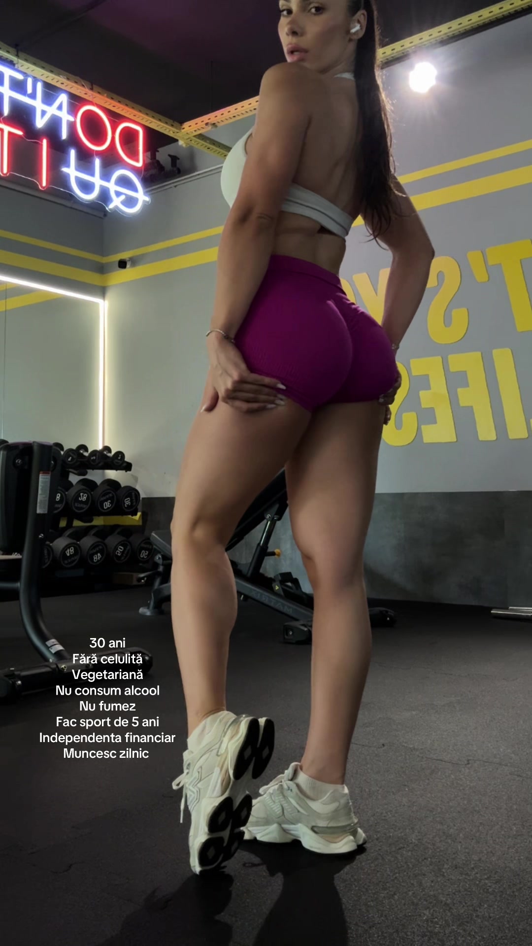 @dianaonisor