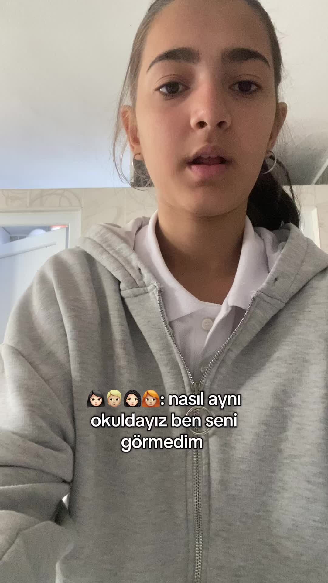 @𝔼𝕔𝕣𝕚𝕟