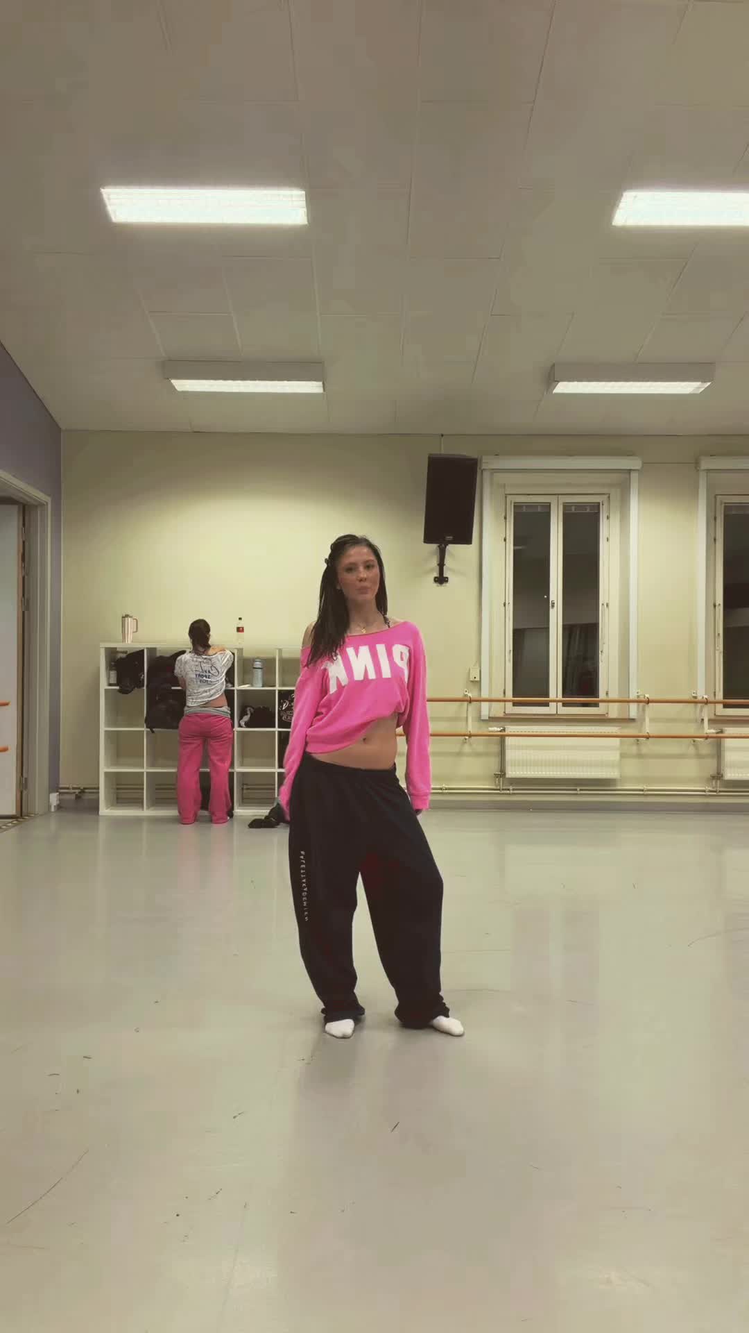 @ebba_danceee