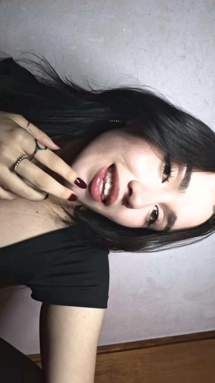 @Viih