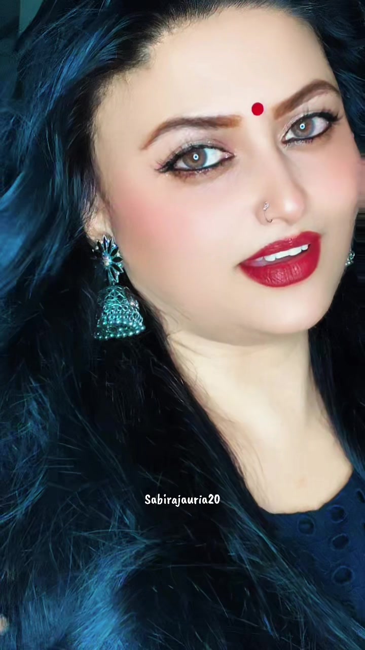 @🦋 Sabi Rajauria 🦋