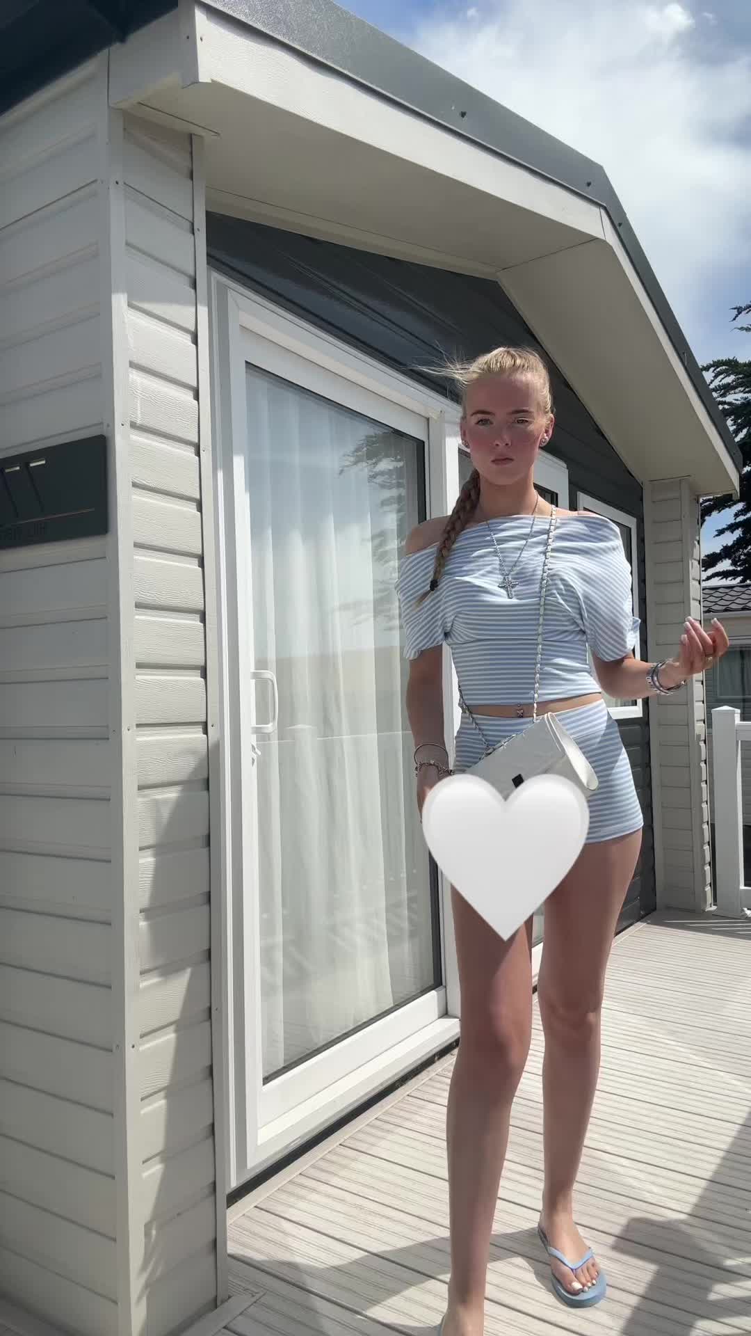 @scarlett rubidge x