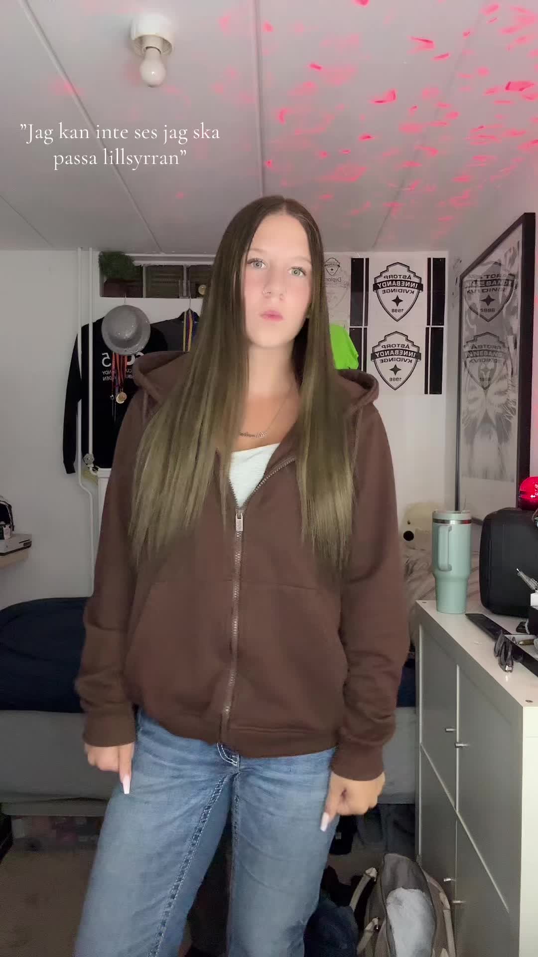 @𝒪𝓌ℯ𝓁𝒾𝒶 𝒢𝓇𝒶𝓃𝒶𝓉𝒽