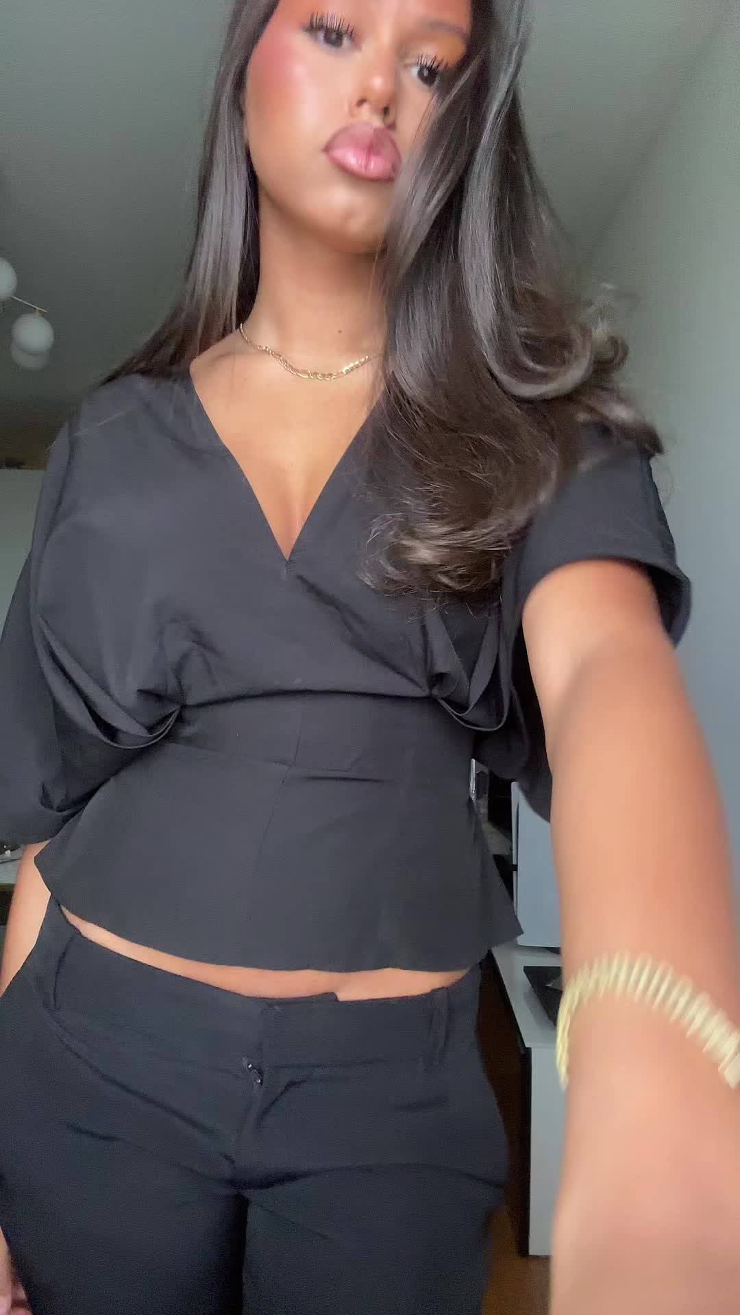 @Monaa