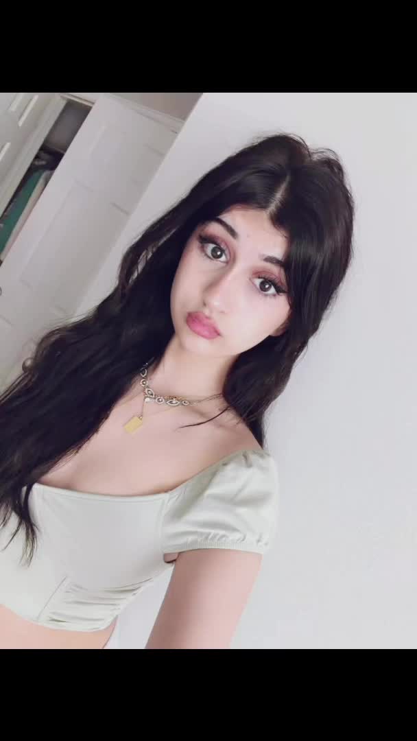 @$abrina