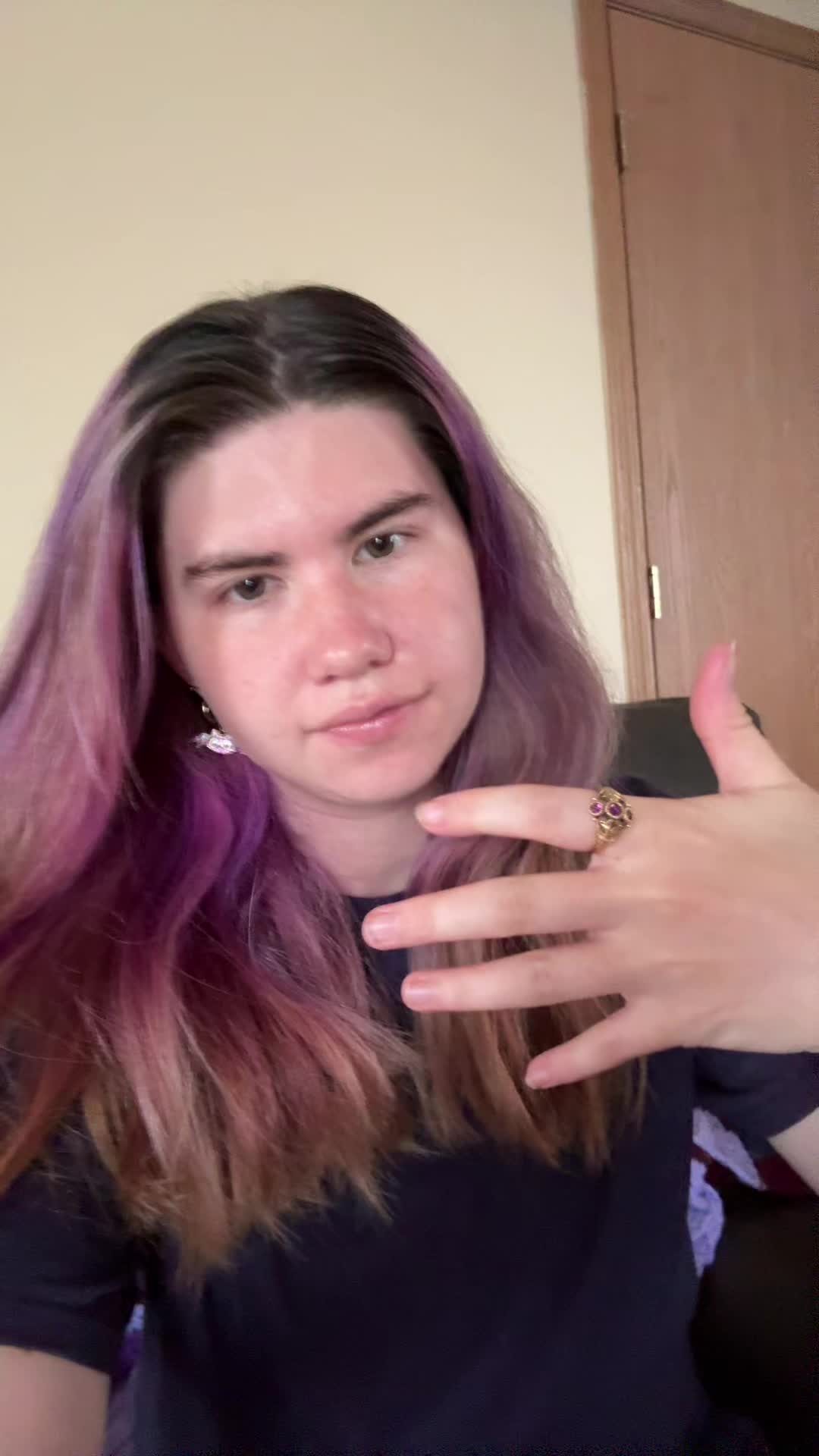 @Tinyshrekky77