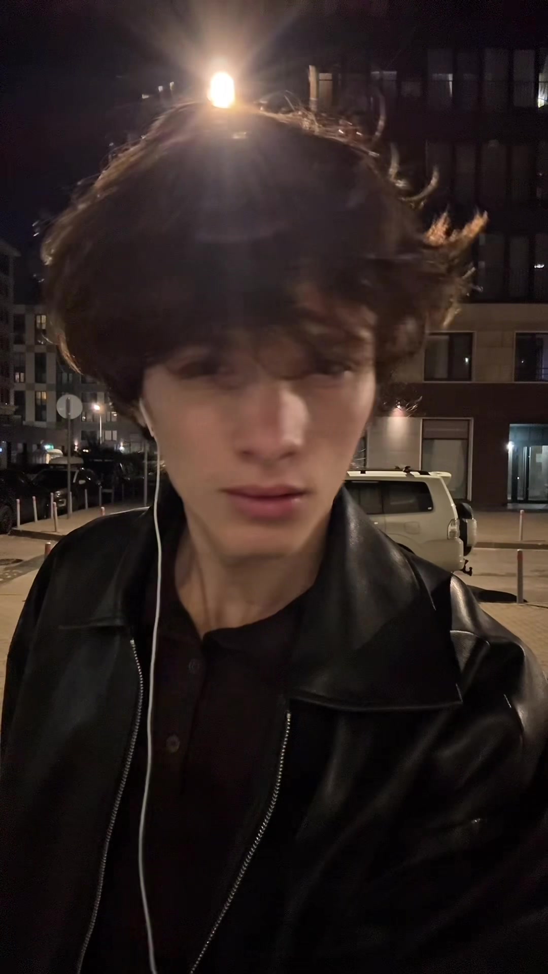 @Ваня Вафлежуйский