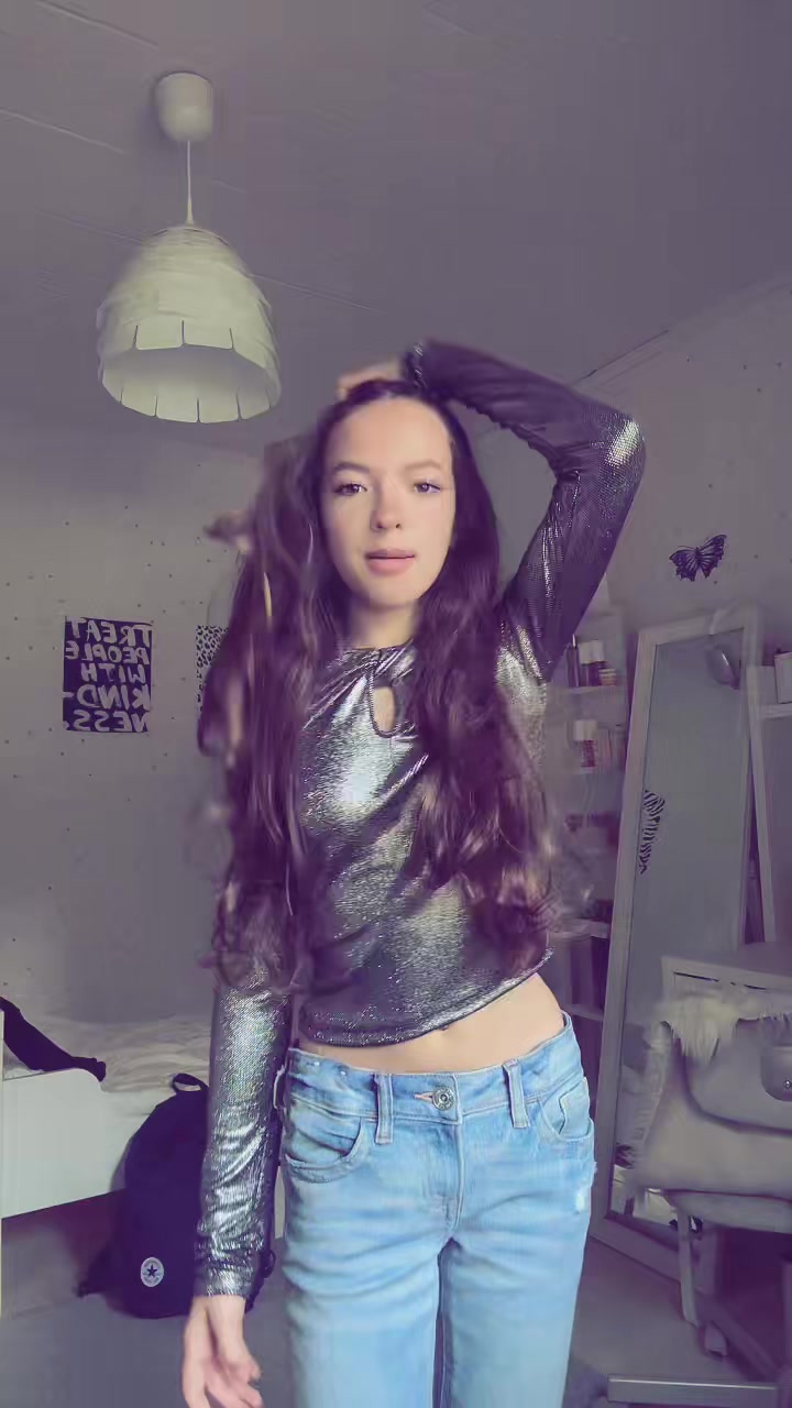@inst:Mrs_Smith_Daria