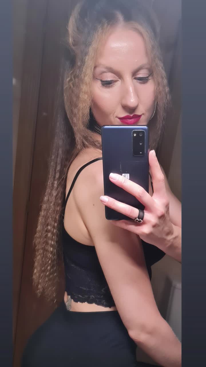 @LA RUBIA DEL &Aacute;TICO ✌💃